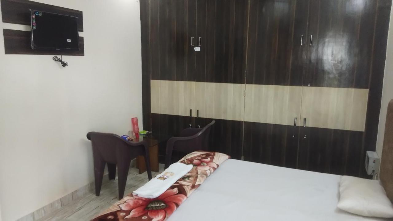 Sudha Sadan Bed & Breakfast Lucknow Exterior photo